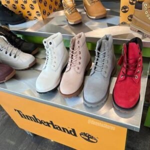 Timberland Boots Liquidation Pallet — bulk apparel & footwear pallet, customer-return, free freight to 50 states