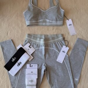 Pallet of alo yoga apparel liquidation pallet — apparel & footwear, customer-return liquidation lot