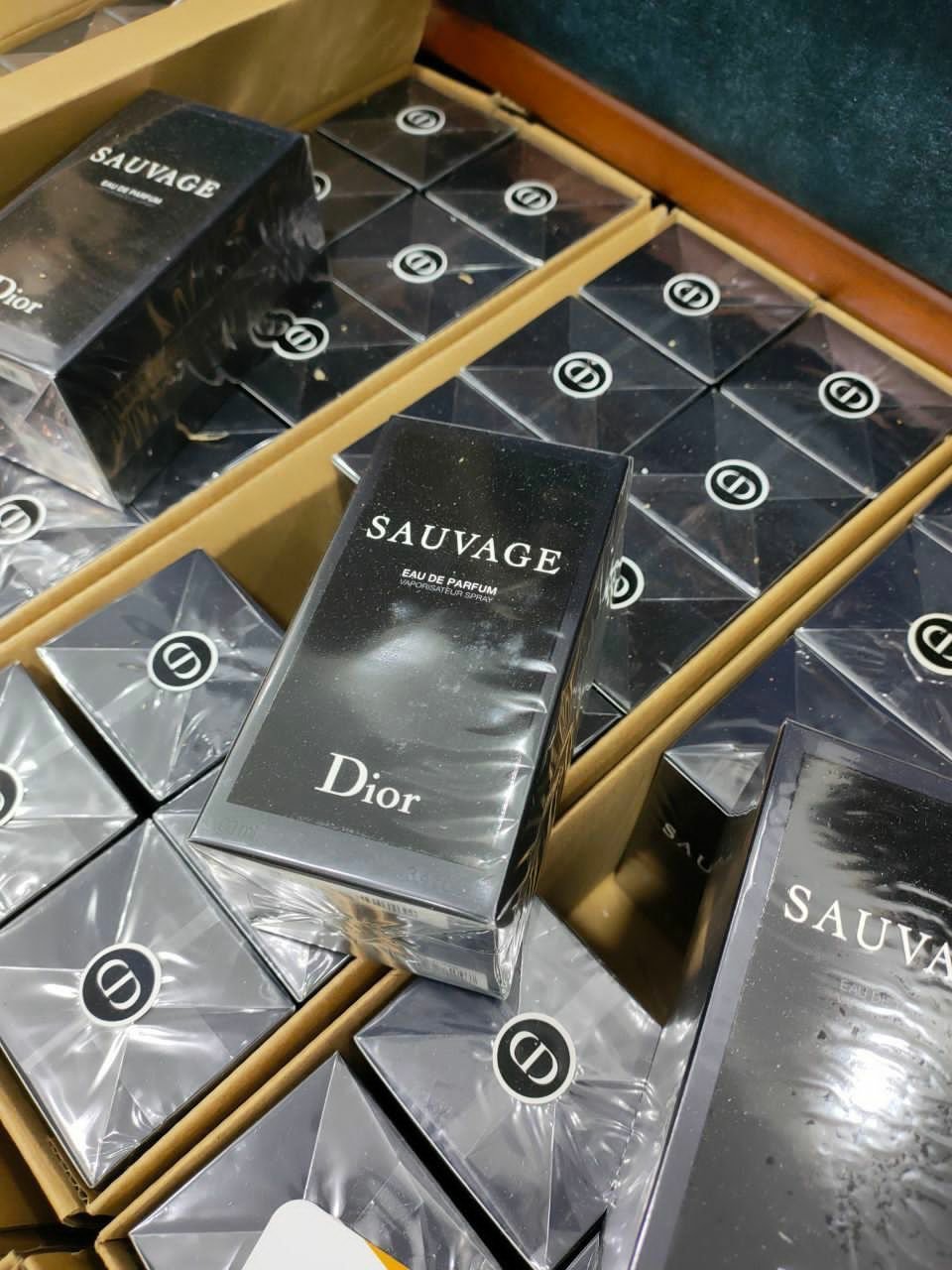 Perfume-liquidation-pallets1-1 Authentic Perfume & Cologne Liquidation Pallet — mixed condition