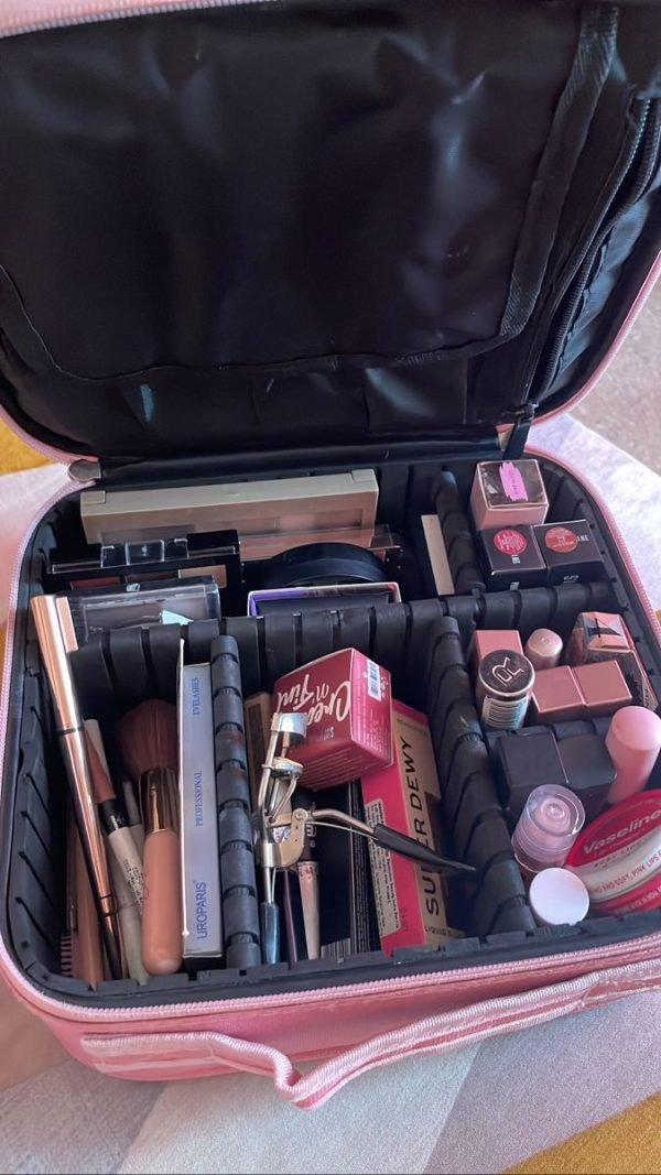 WhatsApp-Image-2025-05-21-at-09.44.49-600×1067-1 Makeup Liquidation Pallet — liquidation pallet photo 3