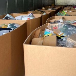 Amazon High Piece Bin Store Liquidation Truckload FL — mixed merchandise liquidation truckload, customer-return stock