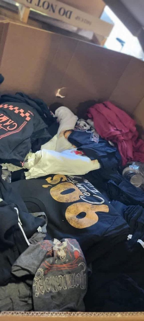 band3 🎸 Band Tees — Rock, Rap, Metal & Pop Icons Liquidation Pallet — liquidation pallet photo 3