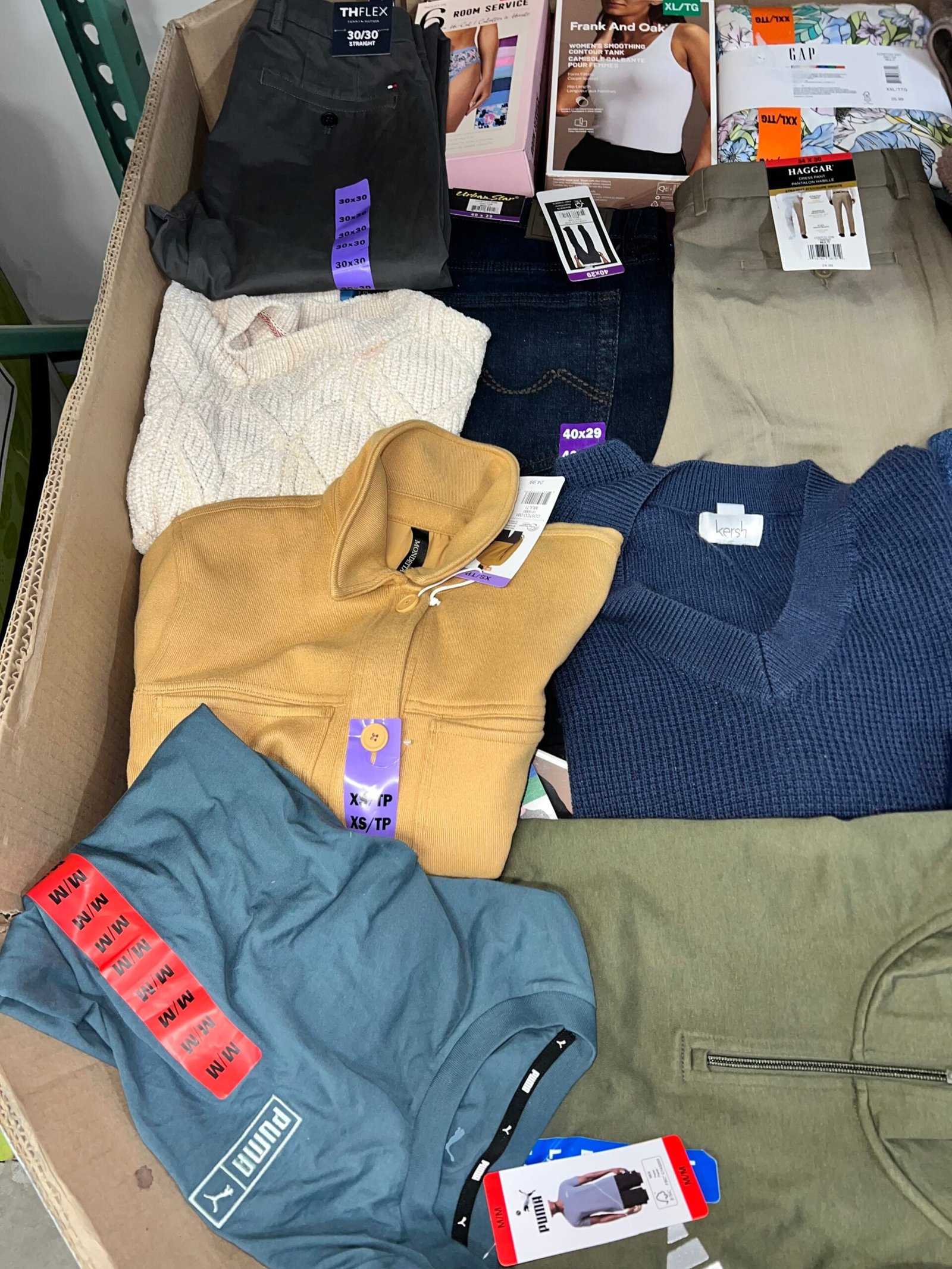 brand-name-clothing-15-250pcs-liquidation-wholesale-pallet-brand-name-clothing-15-250pcs-liquidation-wholesale-pallet-liquidationdeals-ca-1236684082 Brand Name Clothing – 250pcs Liquidation Pallet — Lot 12 — liquidation pallet photo 3