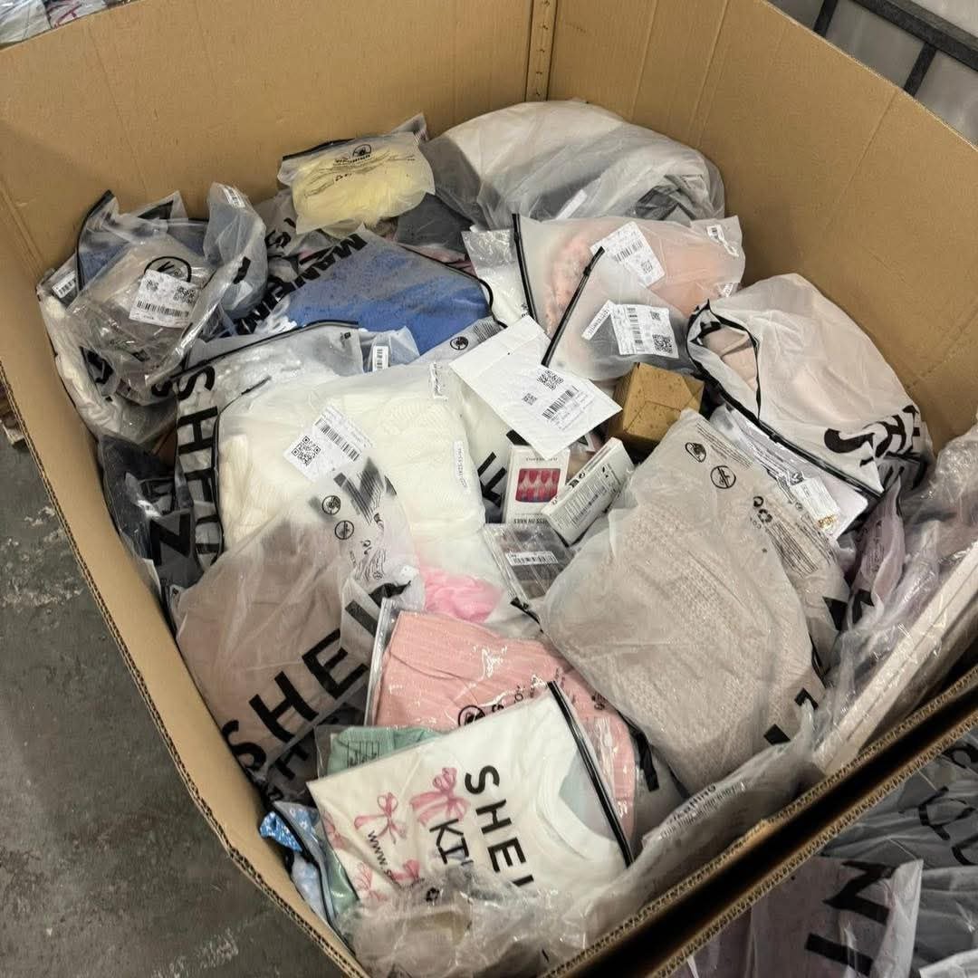 clo1 SHEIN Clothing Bulk Fashion Mix Liquidation Pallet — liquidation pallet photo 2