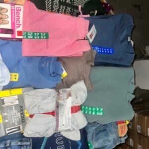 CW Clothing Liquidation Pallet — Lot 9 — liquidation pallet photo 4