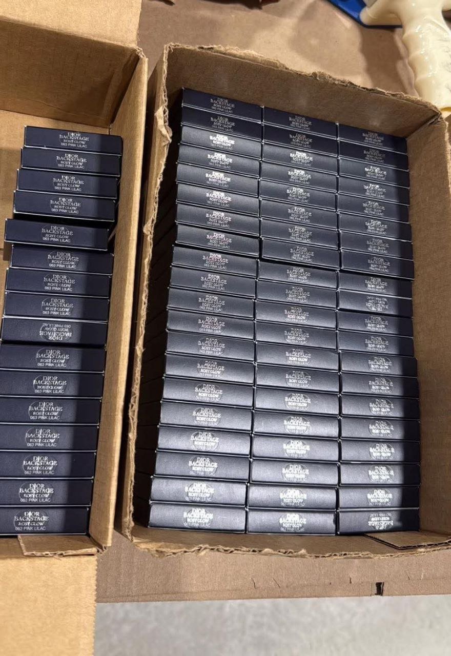 dd1 Dior Addict Lip Glow Butter Liquidation Pallet — mixed condition