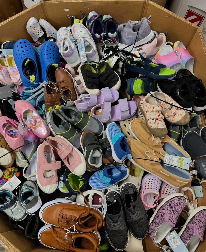 Target Kids Shoes Liquidation Pallet Target Kids Shoes Liquidation Pallet: customer-return apparel & footwear pallet with free US shipping