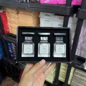 Perfume Gift Sets Liquidation Pallet — health & beauty liquidation pallet, customer-return stock for resellers