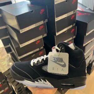 Authentic Jordan Shoes Liquidation Pallet: customer-return apparel & footwear pallet with free US shipping
