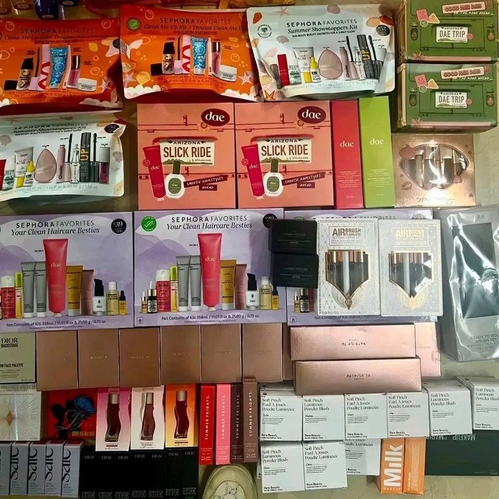 Makeup & Beauty Liquidation Pallet Makeup & Beauty Liquidation Pallet — bulk health & beauty pallet, customer-return, free freight to 50 states