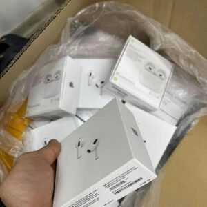 Wholesale Apple AirPods (80 Units) Liquidation Pallet — liquidation pallet photo 2