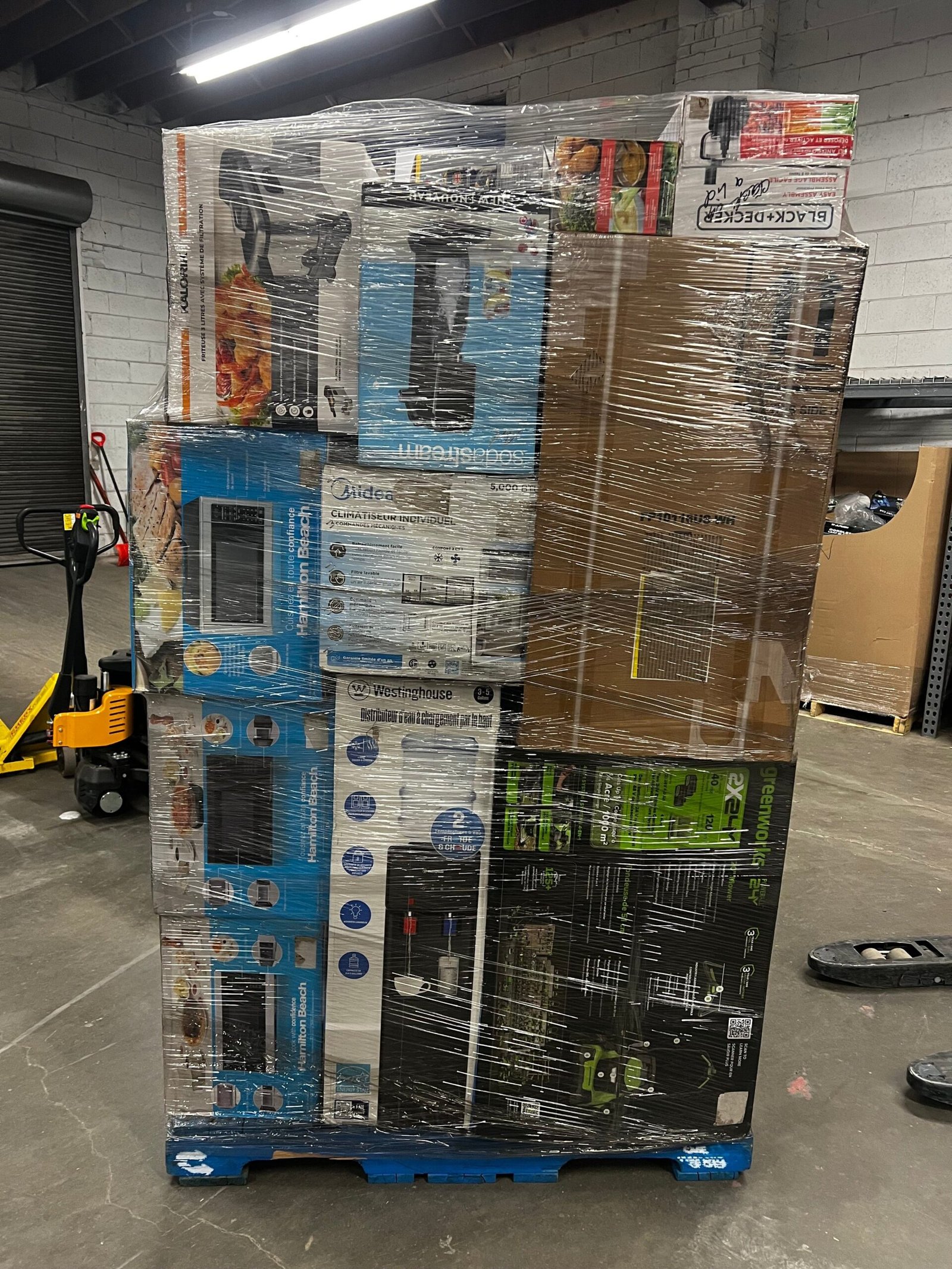 wm-bb-electronics-61-liquidation-pallet-wholesale-wm-bb-electronics-61-liquidation-pallet-wholesale-liquidationdeals-ca-1209632123 Appliance/Electronics Liquidation Pallet — Lot 25 — liquidation pallet photo 4